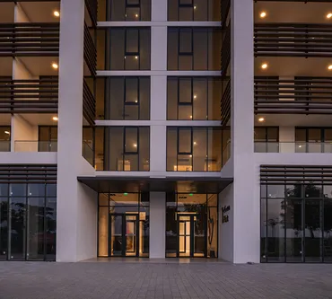 1 BR