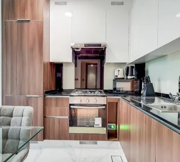 Apartment with 2 bedrooms in J One 